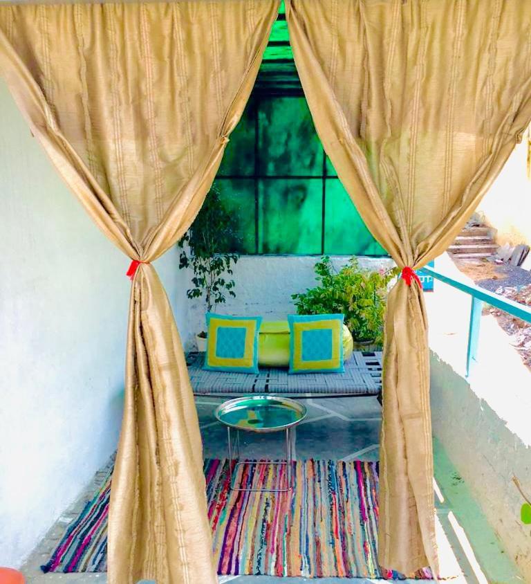 Gypsy Child Lake Hostel Udaipur Exterior foto