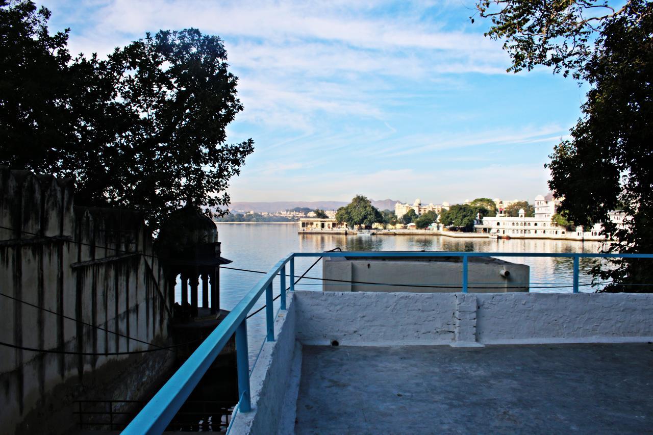 Gypsy Child Lake Hostel Udaipur Exterior foto