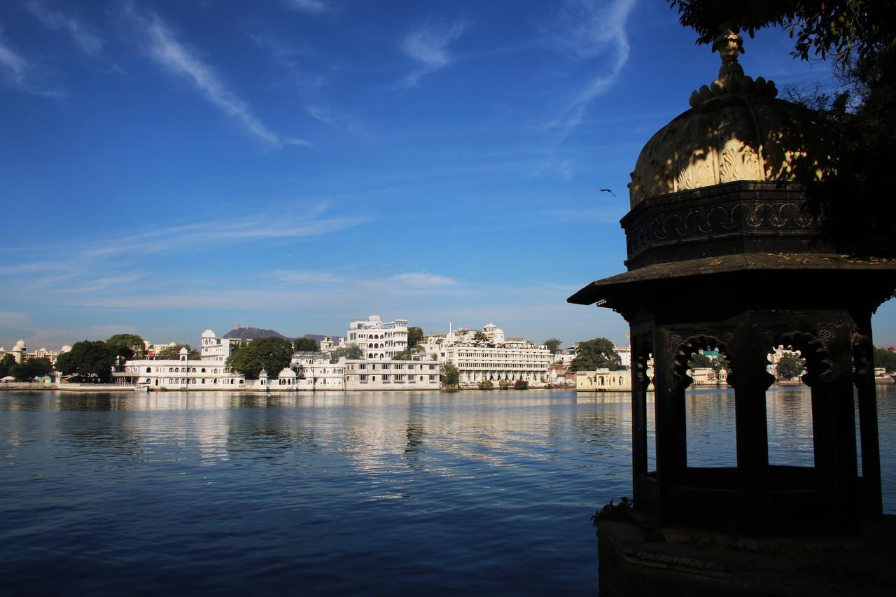 Gypsy Child Lake Hostel Udaipur Exterior foto