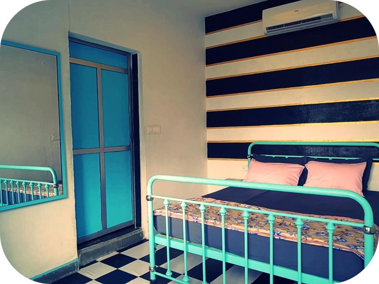 Gypsy Child Lake Hostel Udaipur Exterior foto